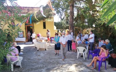 Μονοπωλάτα: Με μεγαλόπρεπεια εορτάστηκε η Μεταμόρφωση του Σωτήρος στο εκκλησάκι του χωριού (εικόνες)