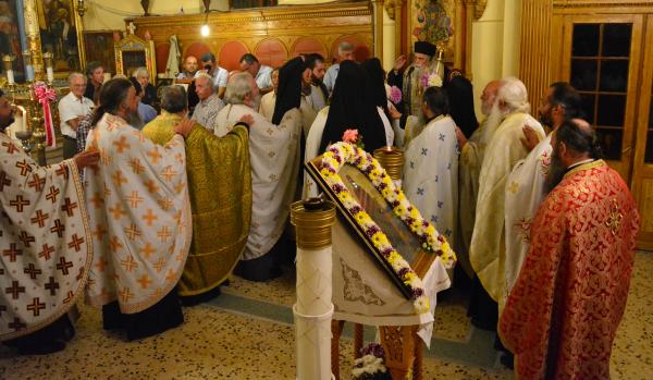 Γιορτάζουν σήμερα τα Βλαχάτα - Πλήθος πιστών στον Μέγα Εσπερινό στην Αγία Μαρίνα (εικόνες + video)