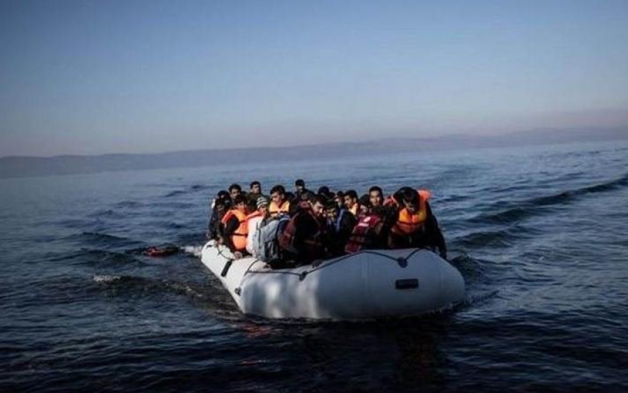 Φουσκωτό με πρόσφυγες εντοπίστηκε ανοικτά του Μύρτου - Μεταφέρονται στο λιμάνι του Αργοστολίου