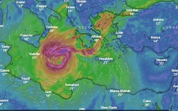 Οι Ιταλοί αναβαθμίζουν σε τυφώνα τον "Ζορμπά"