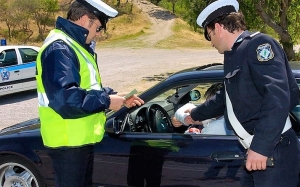  Συνεχίζονται οι έλεγχοι της Τροχαίας σε όλη την επικράτεια για την οδήγηση υπό την επήρεια αλκοόλ - 27 συλλήψεις στα Ιόνια Νησιά