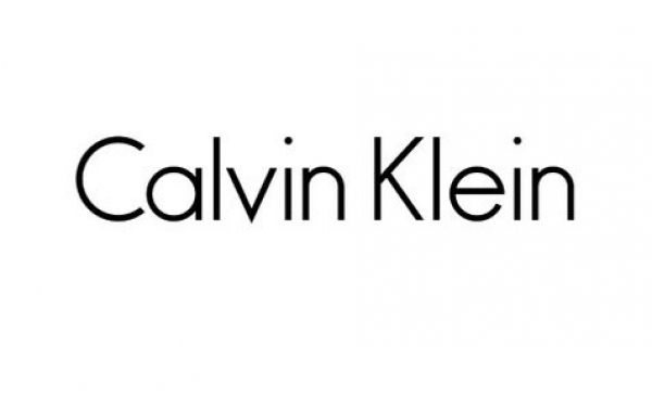 Νέο logo για τον οίκο Calvin Klein απο τον Peter Saville