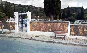Εργασίες αποκατάστασης σε ταφικά μνημεία στο κοιμητήριο Δραπάνου