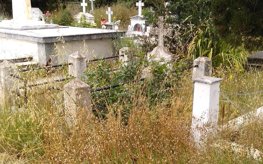 Άσχημη εικόνα στο Δημοτικό Κοιμητήριο Κεραμειών