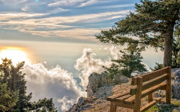 Νέα παράταση απαγόρευσης κυκλοφορίας οχημάτων και εκδρομέων στον Αίνο