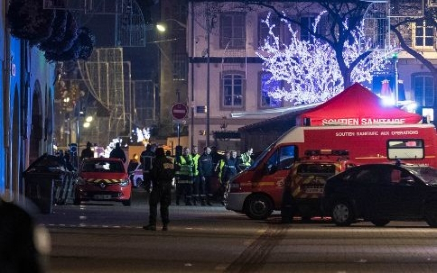 Τρομοκρατική επίθεση στο Στρασβούργο: 3 νεκροί, άφαντος ο δράστης - Επιχείρηση για τη σύλληψη του μακελάρη γύρω από τον καθεδρικό ναό