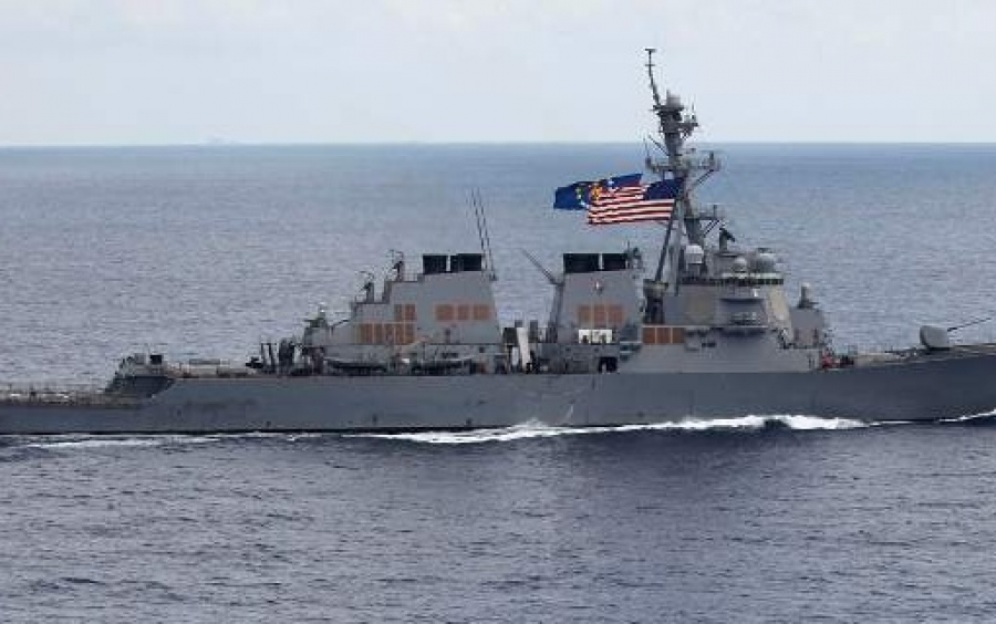 Σύγκρουση αμερικανικού αντιτορπιλικού με δεξαμενόπλοιο ανοιχτά της Σιγκαπούρης -10 αγνοούμενοι