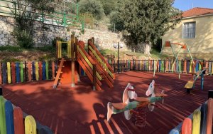 Δήμος Αργοστολίου: Ολοκληρώθηκε η Παιδική Χαρά στα Ζόλα (εικόνες)