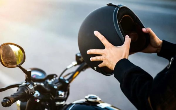 Κεφαλονιά: 13 παραβάσεις χωρίς κράνος – Συνεχίζονται οι αυστηροί έλεγχοι