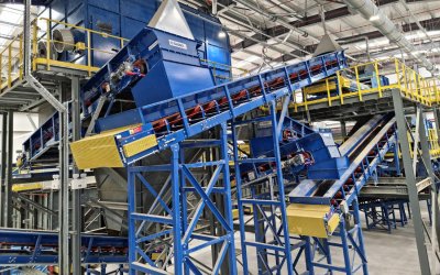 Τέλος στο παλιό μοντέλο απορριμμάτων: Τι αλλάζει σε Κεφαλονιά και Ζάκυνθο μετά την υπογραφή Τρεπεκλή