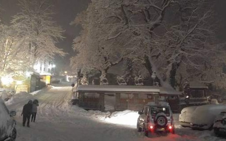 «Κύμα» χιονιά «πνίγει» Ηπειρο και Μακεδονία -Προβλήματα από τη νέα κακοκαιρία