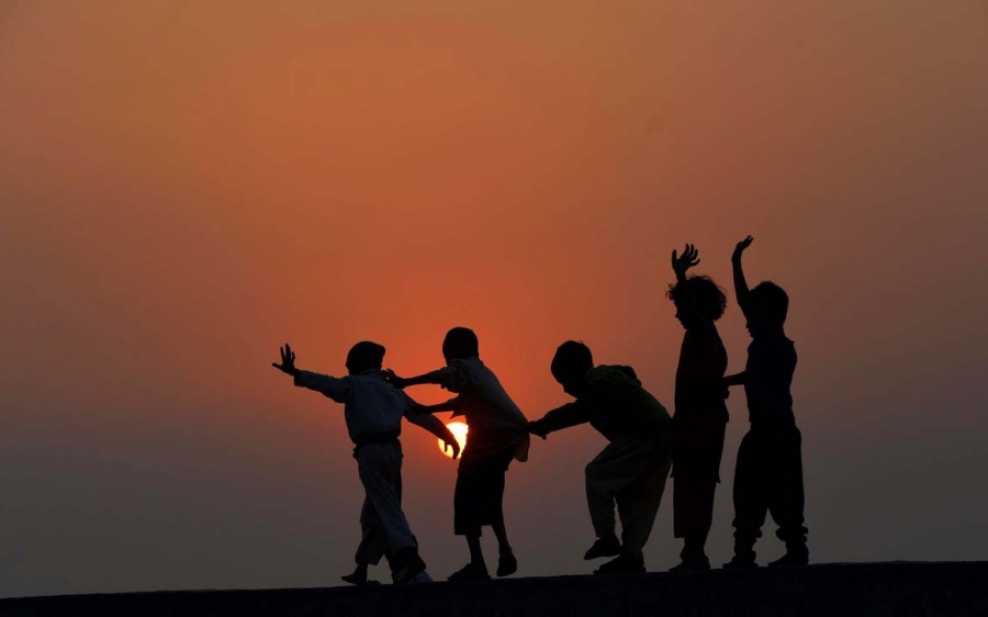 Φτωχά παιδιά σε ένα πλούσιο κόσμο - 20 Νοεμβρίου: Παγκόσμια ημέρα δικαιωμάτων του παιδιού