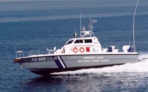 Κεφαλονιά: Βύθιση επαγγελματικού σκάφους στον Μακρύ Γιαλό - Περισυνελέγησαν οι επιβαίνοντες