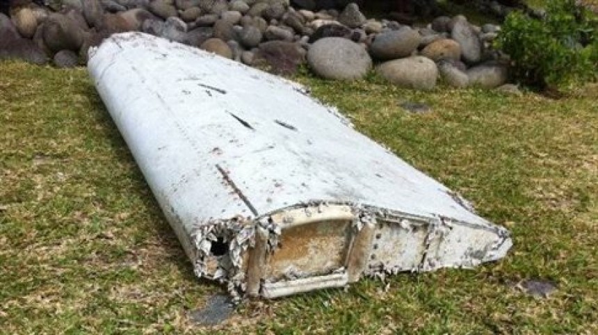 Συντρίμμια αεροσκάφους βρέθηκαν στο νησί Ρεϊνιόν στον Ινδικό Ωκεανό