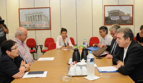 Συνάντηση αντιπροσωπείας της ΚΟ του ΚΚΕ με τον Μ. Χρυσοχοΐδη για την αποκατάσταση των ζημιών στην Κεφαλονιά