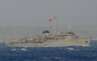 ΕΚΤΑΚΤΟ: Στο... Αγιο Ορος έστειλε ερευνητικό σκάφος η Αγκυρα - Καταδιώκεται από πλοίο του Πολεμικού Ναυτικού