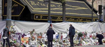 Ένα χρόνο μετά το τρομοκρατικό χτύπημα στο Παρίσι: «Πρέπει να θυμόμαστε» δηλώνει ο Ολαντ