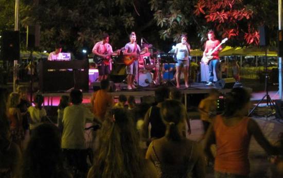 Το φεστιβάλ τοπικών νεανικών συγκροτημάτων στο Ληξούρι