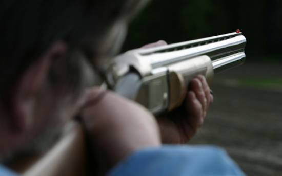 Πυροβολισμοί με 20 αλλοδαπούς τραυματίες στη Μανωλάδα