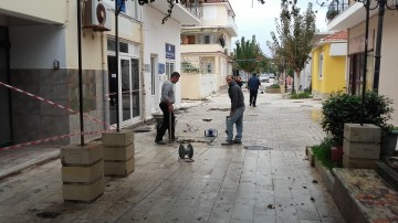 ΔΗΜΟΣ: Ξεκίνησε το έργο αποκατάστασης των ζημιών απο τους σεισμούς στην πλατεία Ληξουρίου