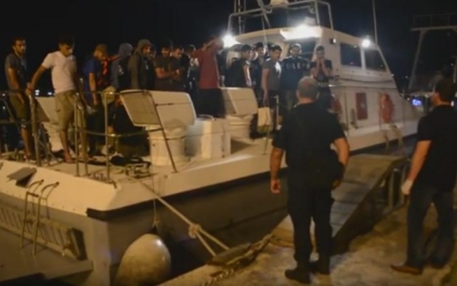 Ζάκυνθος: Εντοπίστηκε ιστιοπλοϊκό σκάφος με 36 μετανάστες κοντά στο διάσημο «Ναυάγιο» (video)