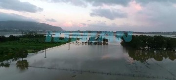 Απίστευτο: Η σφοδρή νεροποντή στη Ζάκυνθο δημιούργησε ξανά αποξηραμένη λίμνη [βίντεο]