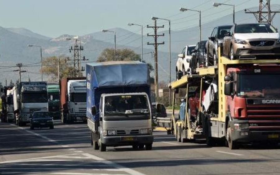 Απαγόρευση κυκλοφορίας φορτηγών σε εθνικές οδούς και επαρχιακό οδικό δίκτυο [εικόνες]