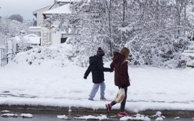 Θα λειτουργήσουν τα σχολεία στις περιοχές όπου επλήγησαν από το χιονιά ;
