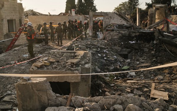 Φλέγεται η Μέση Ανατολή: Σειρήνες στην Κύπρο - Εκκενώνεται το αεροδρόμιο της Πάφου