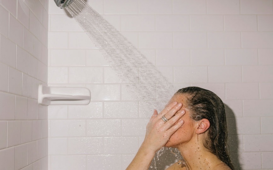 Τέσσερα πράγματα που πρέπει να αποφεύγετε όταν κάνετε μπάνιo