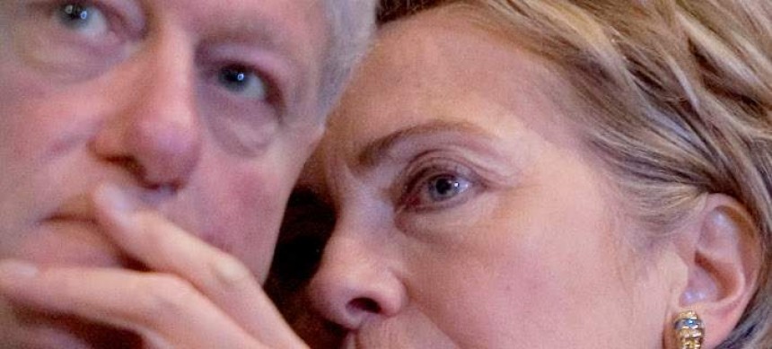 Daily Mail: Το τέλος της δυναστείας των Κλίντον -Τα 7 σκάνδαλα που οδήγησαν στην κατάρρευση -Σεξ, εκατομμύρια και emails