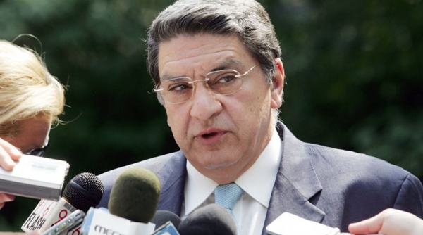 Απεβίωσε ο πρώην υπουργός Βασίλης Μαγγίνας, σε ηλικία 66 ετών