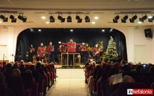Ταξίδι στα Χριστούγεννα με την Μπάντα της Φιλαρμονικής Σχολής Κεφαλονιάς (εικόνες/video)
