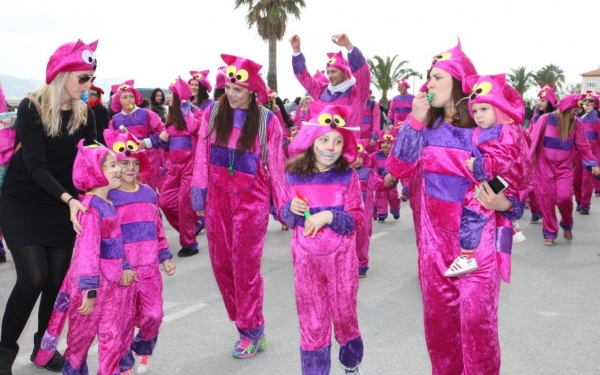 Με κέφι και παλμό η παιδική παρέλαση στο Ληξούρι (εικόνες)