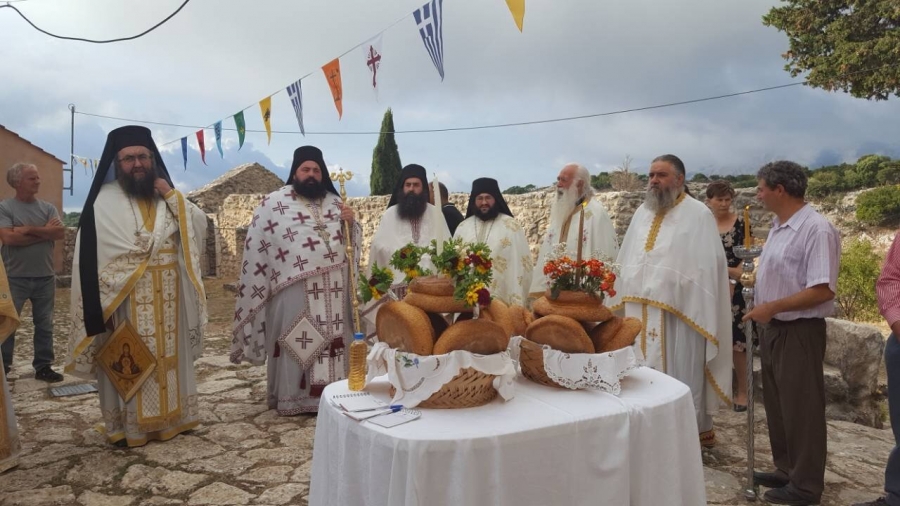 Με μεγαλοπρέπεια τελέστηκε ο εορτασμός της Θεοτόκου στην Μονή της Άτρου (εικόνες)