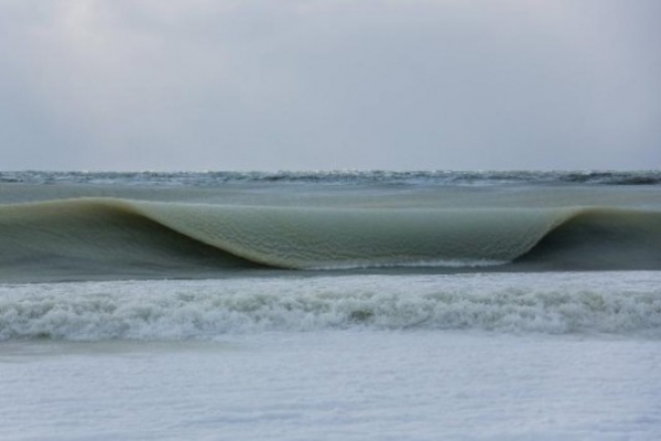 Τα υπέροχα γρανιτένια κύματα! (εικόνες)