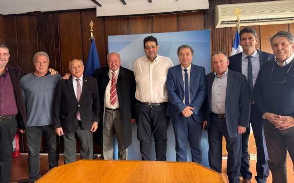 ΠΕΔ Ιονίων Νήσων – Συνάντηση με τον Υπουργό Εσωτερικών για θεσμικές αλλαγές με νησιωτικό πρόσημο