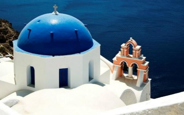 Δεκαπενταύγουστος: Έθιμα και παραδόσεις σε όλη την Ελλάδα