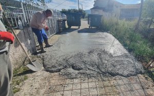 Ιθάκη: Ξεκίνησε το έργο τσιμεντόστρωση-επισκευή του δρόμου στο Βουνάκι (εικόνα)