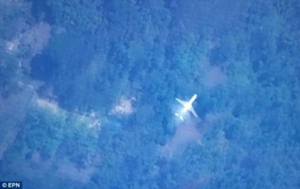 Βρέθηκε στη ζούγκλα το εξαφανισμένο Boeing της Malaysia Airlines; Εικόνες - μυστήριο από δορυφόρο