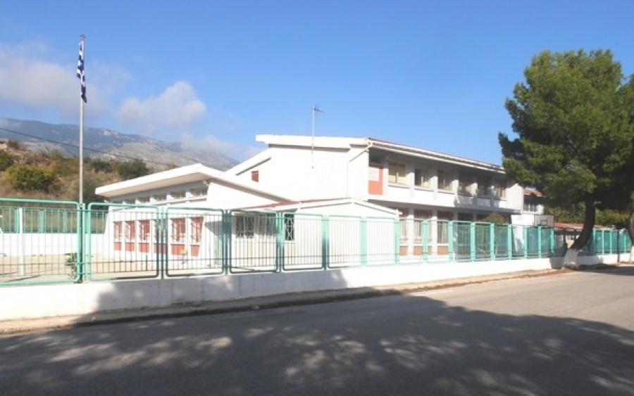 Αναβάλλεται η κινητοποίηση στο σχολείο της Πάστρας λόγω διαβεβαιώσεων της Βουλευτή και του Δημάρχου