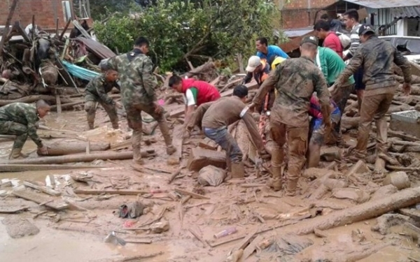 Ανείπωτη τραγωδία στην Κολομβία - 254 οι νεκροί από την τεράστια κατολίσθηση λάσπης (εικόνες)
