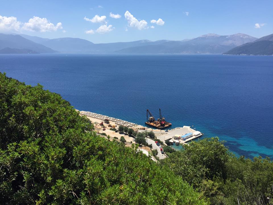 εργο πισω αετος ΣΤΑΥΡΟΣ ΔΕΛΛΑΠΟΡΤΑΣ1