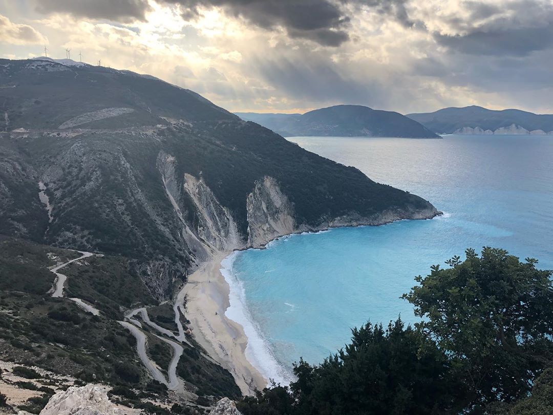 iris kefalonia 49353981 378780212925908 7840854732133035669 n