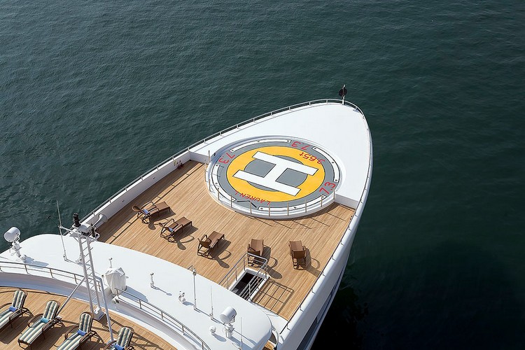 my lauren l cassens werft deck