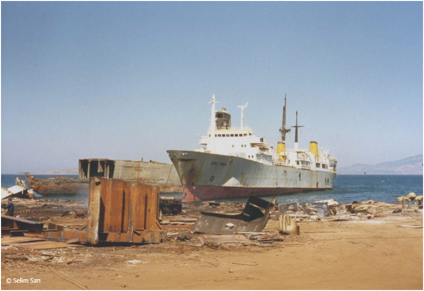 4. Το MV RoRo Dania στην Τουρκία το 1987