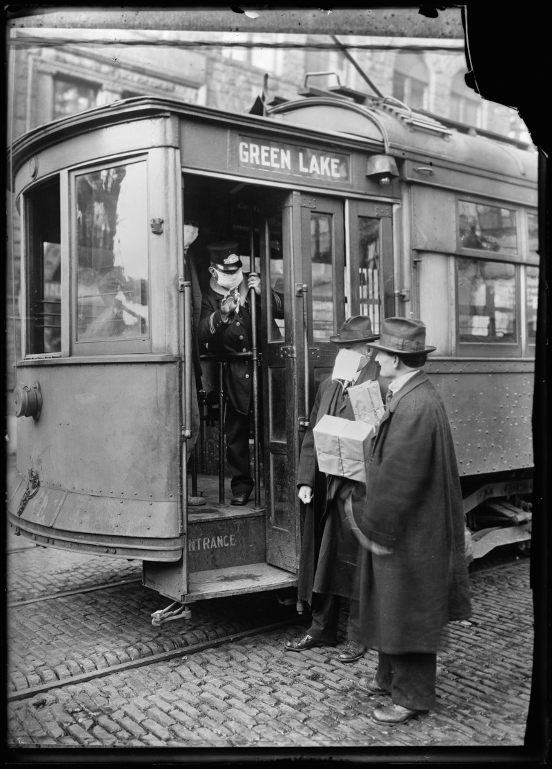 http://hdl.loc.gov/loc.pnp/anrc.02654aPrecautions taken in Seattle, Wash., during the Spanish Influenza Epidemic would not permit anyone to ride on the street cars without wearing a mask. 260,000 of these were made by the Seattle Chapter of the Red Cross which consisted of 120 workers, in three days [graphic].Published/Created[ca. 1918 or 1919]