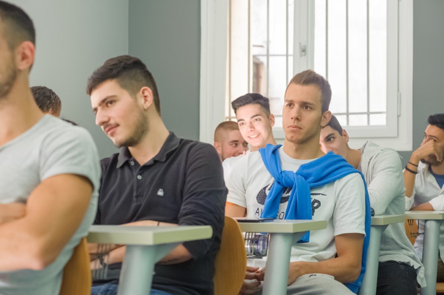 ΙΕΚ 4