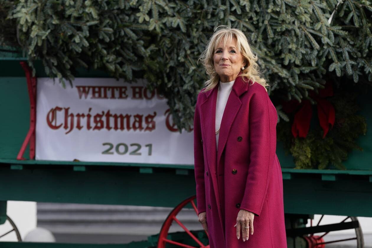 jill.biden.christmas.2 jpg