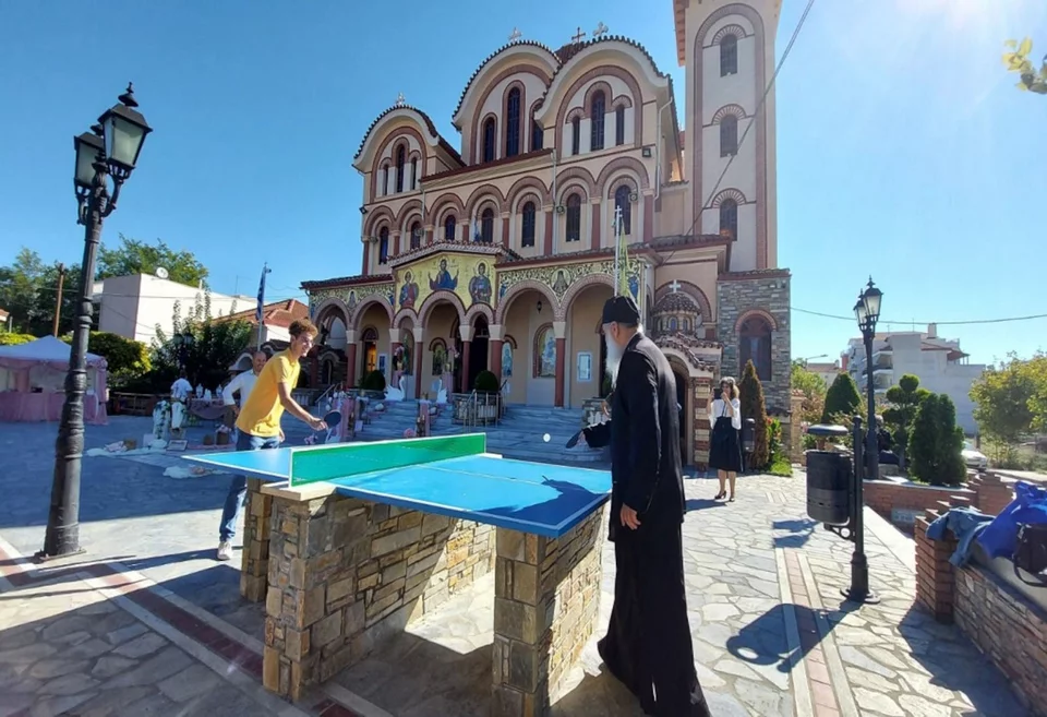 ieroas naos Agiou Georgiou Larisa 02 jpg webp